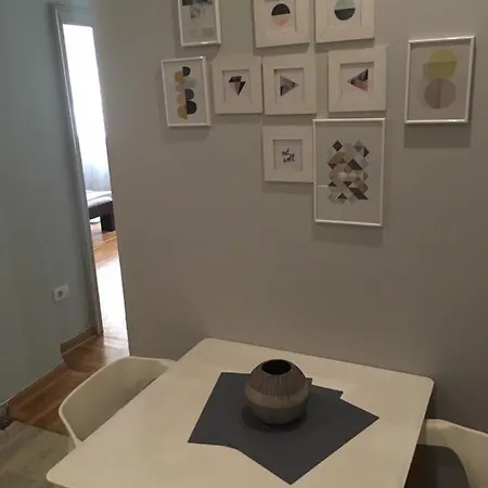 L9 And 2 Apartment